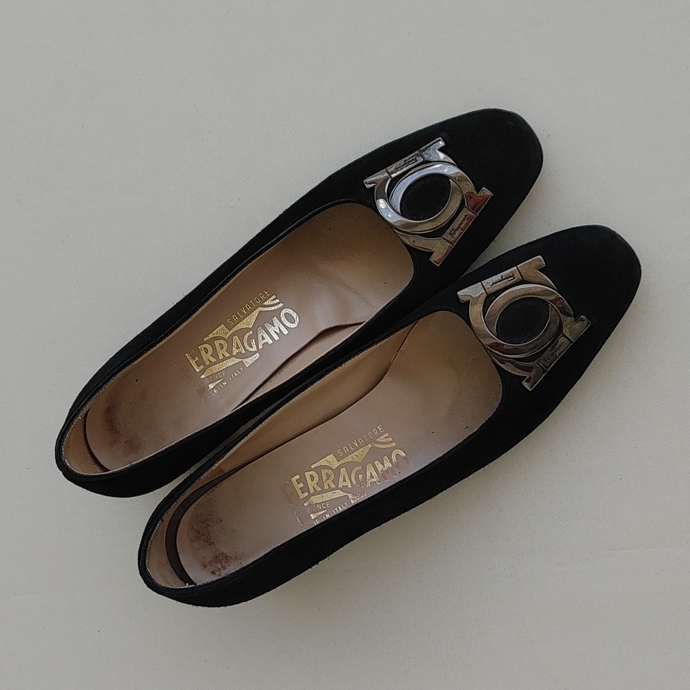 FERRAGAMO black suede slip on kitten heels logo 7 AA